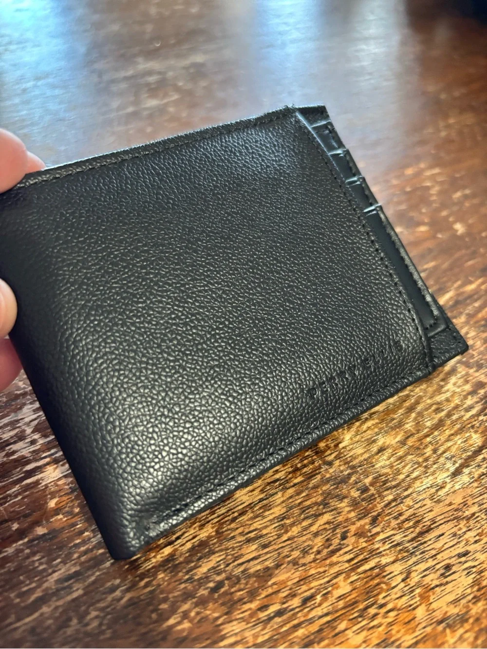 Perry Ellis Leather Black Card Wallet